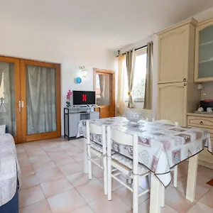  Appartamento Ad House 2